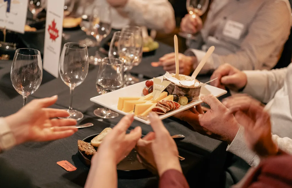 Soirée Vins et Fromages 2025 de l'ICSTA Québec